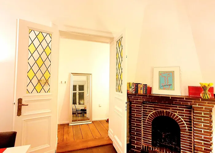 3 Large With 2 Separate Bedbrooms Close To Centre Near Kudamm And Kadewe