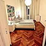 아파트 3 Large With 2 Separate Bedbrooms Close To Centre Near Kudamm And Kadewe