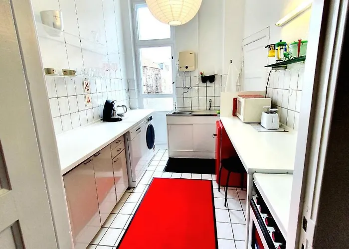 3 Large With 2 Separate Bedbrooms Close To Centre Near Kudamm And Kadewe Apartman